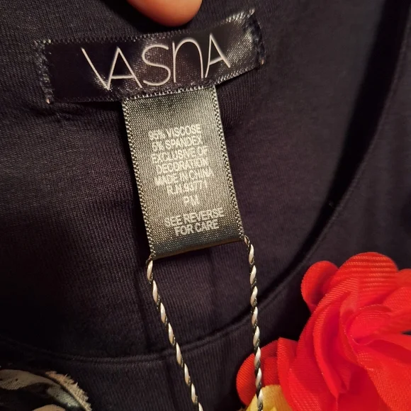 Boutique Brand Designer Black Dress w/ Large Colorful Flowers PM NWT VASNA boho - Picture 6 of 8